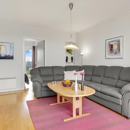 2 Bedroom Stunning Home In Hojer Ngoại thất bức ảnh