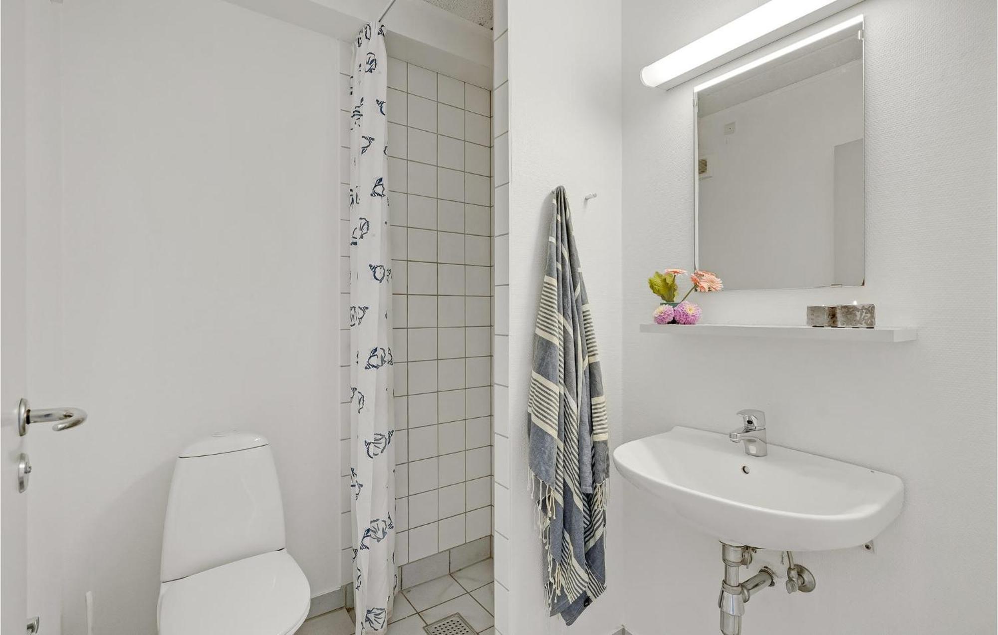 2 Bedroom Stunning Home In Hojer Ngoại thất bức ảnh