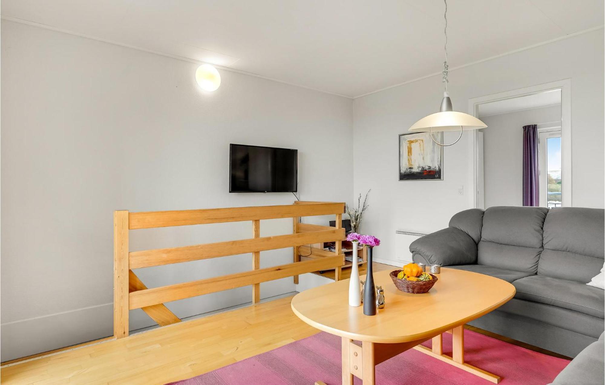2 Bedroom Stunning Home In Hojer Ngoại thất bức ảnh