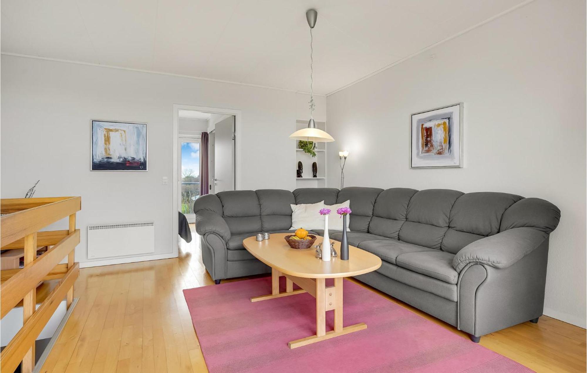 2 Bedroom Stunning Home In Hojer Ngoại thất bức ảnh